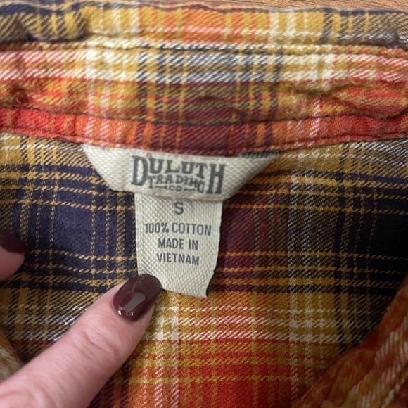 Duluth Trading Company Women’s Button Up Size S - Picture 3 of 5